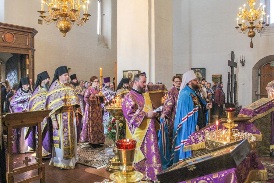 Вечере твоея тайныя днесь сыне. Седмичные службы Великого поста.