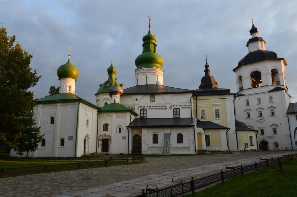 Церковь Успения Пресвятой Богородицы в Белозерске