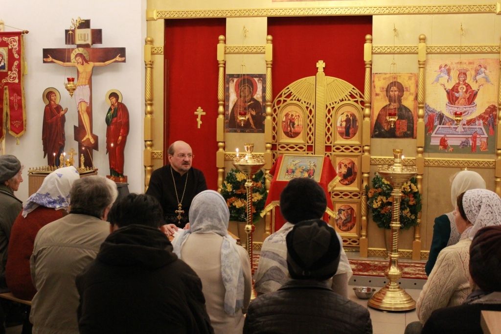 Храм Живоносный источник в Царицыно внутри