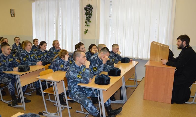 Фсин визит. Вологда УФСИН институт. Вологодский университет права и экономики ФСИН России. Вологодский институт права и экономики ФСИН России казарма. ФСИН Вологда институт права и экономики общежитие.