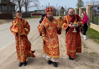 На Светлой седмице епископ Игнатий возглавил богослужения в разных храмах Череповецкой епархии
