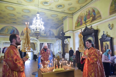 В день празднования памяти святых мучениц Веры, Надежды, Любови и матери их Софии митрополит Игнатий совершил Литургию в соборе Рождества Пресвятой Богородицы г.Вологды