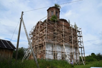 Восстановление Тихвинского храма в поселке Стрига нуждается в поддержке