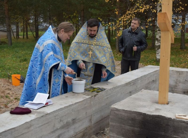 В поселке Новое Вологодского района состоялся чин закладки храма Святителя Николая Чудотворца