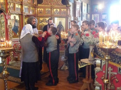 Вологодские кадеты участвуют в великопостных богослужениях