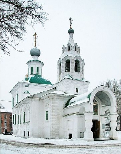 Четверть века назад в Покровский храм прихожан привела Богородица