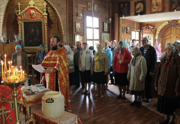 В Вознесенском храме города Сокола состоялся молебен перед иконой &quot;Неупиваемая чаша&quot;