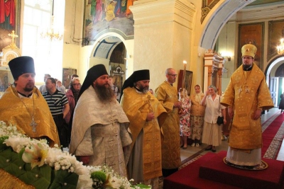 Епископ Флавиан совершил Литургию в день памяти первоверховных апостолов Петра и Павла