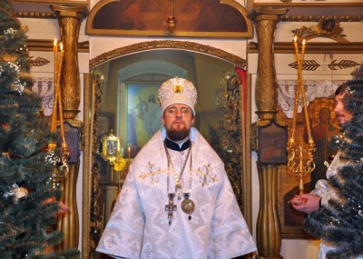 Епископ Флавиан возглавил Божественную литургию в Казанском храме города Устюжны