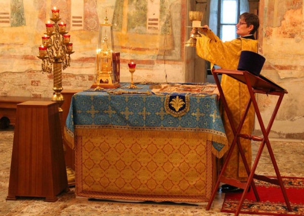 В праздник Рождества Пресвятой Богородицы состоялись праздничные богослужения в Софийском кафедральном соборе