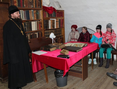 В Ферапонтовом монастыре состоялось занятие ко Дню православной книги