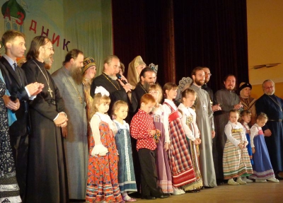 Красавинцы почтили память равноапостольного князя Владимира праздничным концертом