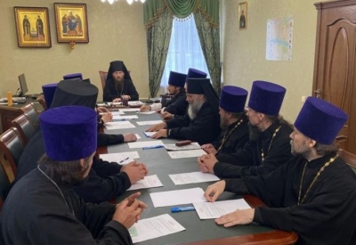 Правящий архиерей Череповецкой епархии возглавил заседание Епархиального совета