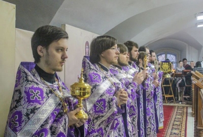 Студенты Вологодской семинарии приняли участие в праздничном богослужении в день Торжества Православия