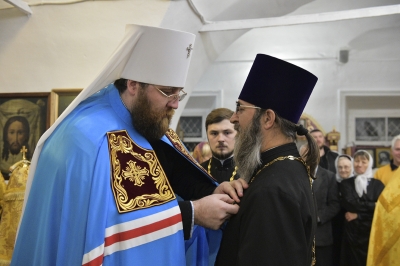 Всенощное бдение накануне празднования дня памяти Святых отцов VII Вселенского Собора митрополит Игнатий совершил в Андреевском храме Вологды