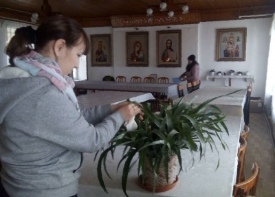 Работники «ФосАгро» потрудились в Горицком женском монастыре