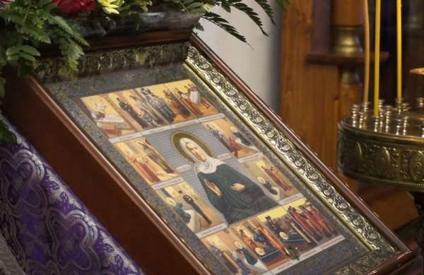 Икона с частицей мощей святой блаженной Матроны Московской доставлена в Константино-Еленинский храм Вологды