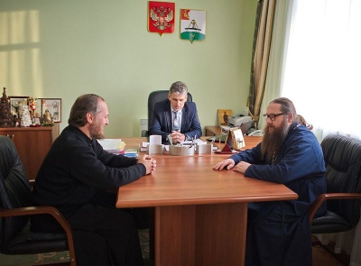 Исполняющий обязанности наместника Кирилло-Белозерского монастыря обсудил с главой Кирилловского района вопросы взаимодействия