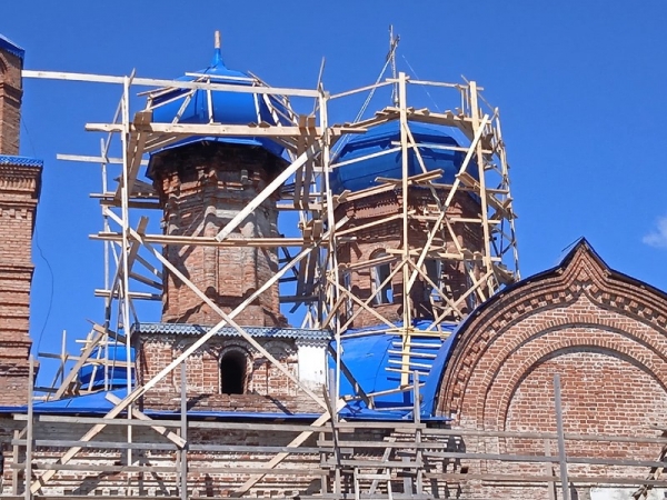 Требуется помощь приходу восстанавливаемого Успенского храма в селе Кичменгский Городок
