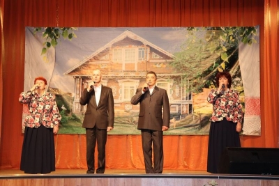 В районном центре Кичменгский Городок прошел благотворительный концерт в поддержку восстановления храма