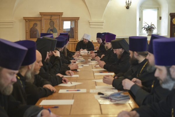 Митрополит Игнатий провел заседание расширенного Епархиального совета
