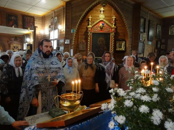 Сокольчане молились под Покровом Божией Матери