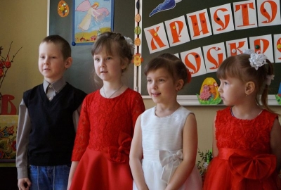 Пасхальный праздник подарил радость воспитанникам воскресной школы Ново-Леушинского женского монастыря