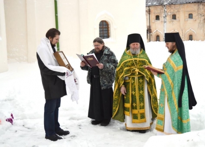 В Кирилло-Белозерском монастыре совершили молебен преподобному Иакову Кирилловскому