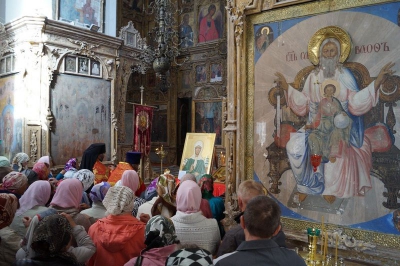 В Успенский храм города Белозерска прибыли святыни