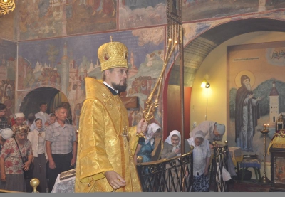 Епископ Флавиан совершил Литургию в Казанском храме города Устюжны
