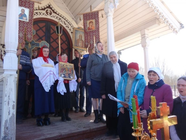 В Светлую субботу в Вознесенском храме города Сокола состоялись Литургия и крестный ход