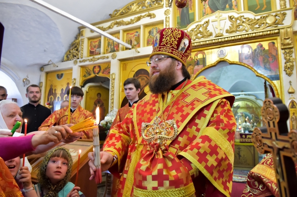 Во вторник Светлой седмицы Глава Вологодской митрополии митрополит Вологодский и Кирилловский Игнатий, временно управляющий Великоустюжской епархией, посетил с однодневным визитом Великоустюжскую епархию