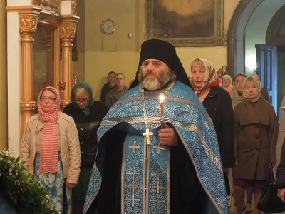 Прихожане Воскресенского Архиерейского подворья города Череповца встретили праздник Рождества Пресвятой Богородицы