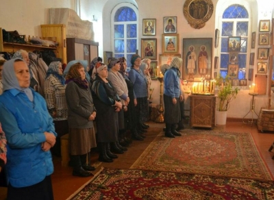 Прихожане храма-часовни преподобного Григория Пельшемского молитвенно встретили праздник Введения во храм Пресвятой Богородицы