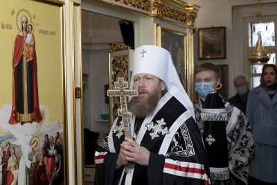В день памяти преподобного Герасима Вологодского митрополит Савва совершил молебен на месте упокоения мощей первого святого Вологды