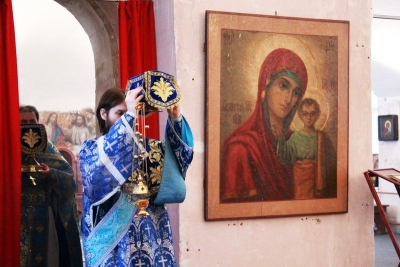 В главном храме Вологодской духовной семинарии прошли богослужения в день памяти Казанской иконы Божией Матери