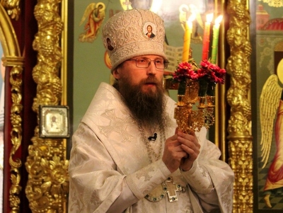 В кафедральном соборе преподобных Афанасия и Феодосия Череповецких состоялось ночное Пасхальное богослужение