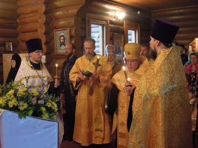 В Ново-Леушинском монастыре села Мякса состоялось всенощное бдение