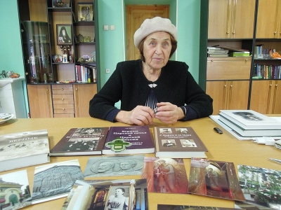 Сотрудники Череповецкой епархии передали родственникам Анны Демидовой святыни из Царского монастыря