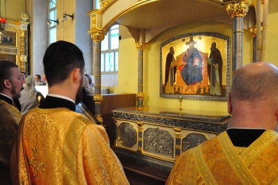 В Неделю о Страшном суде епископ Флавиан освятил раку над мощами основателей Череповца