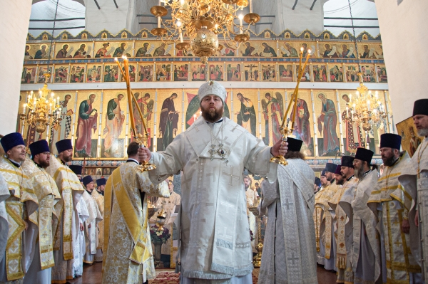 В день памяти преподобных Зосимы, Савватия и Германа Соловецких митрополит Игнатий совершил Литургию в Спасо-Прилуцком монастыре