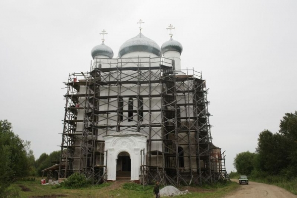 Приход Флоро-Лавского храма села Кумзеро отметил престольный праздник