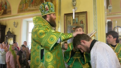 Епископ Игнатий совершил первую диаконскую хиротонию на Вологодской кафедре
