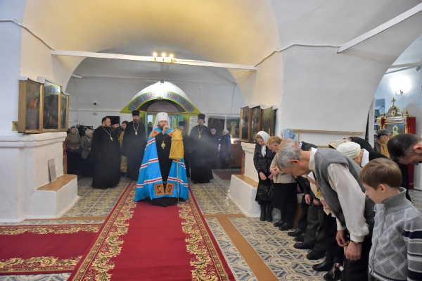 Всенощное бдение накануне дня памяти святителя Антония Вологодского митрополит Игнатий совершил в Андреевском храме Вологды