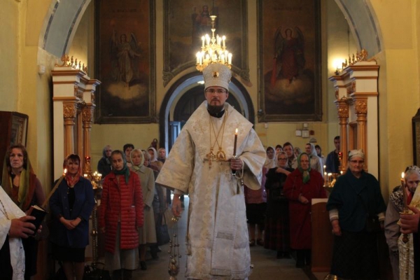 Епископ Флавиан совершил всенощное бдение в канун праздника Вознесения Господня