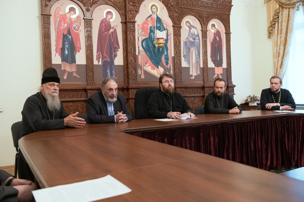 Председатель ФХУ провел совещание по вопросу передачи имущественного комплекса Шамординского монастыря