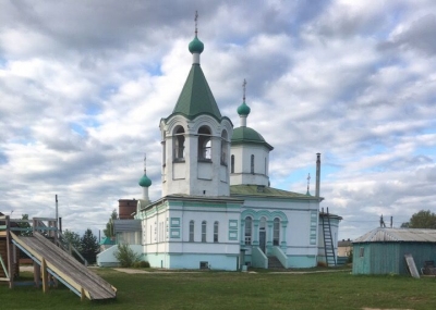 Ученики воскресной школы Ильинского храма поселка Вожега совершили паломническую поездку к святыням Харовского района