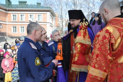 В Череповецкой епархии состоялась встреча Благодатного огня