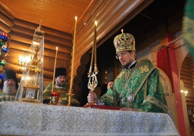 В день 104-летия блаженной кончины игумении Таисии (Солоповой) епископ Флавиан совершил Божественную литургию в Ново-Леушинском монастыре