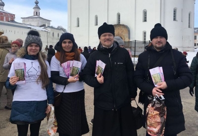 В Прощеное воскресенье миссионерский отдел Вологодской епархии провел акцию на Соборной площади